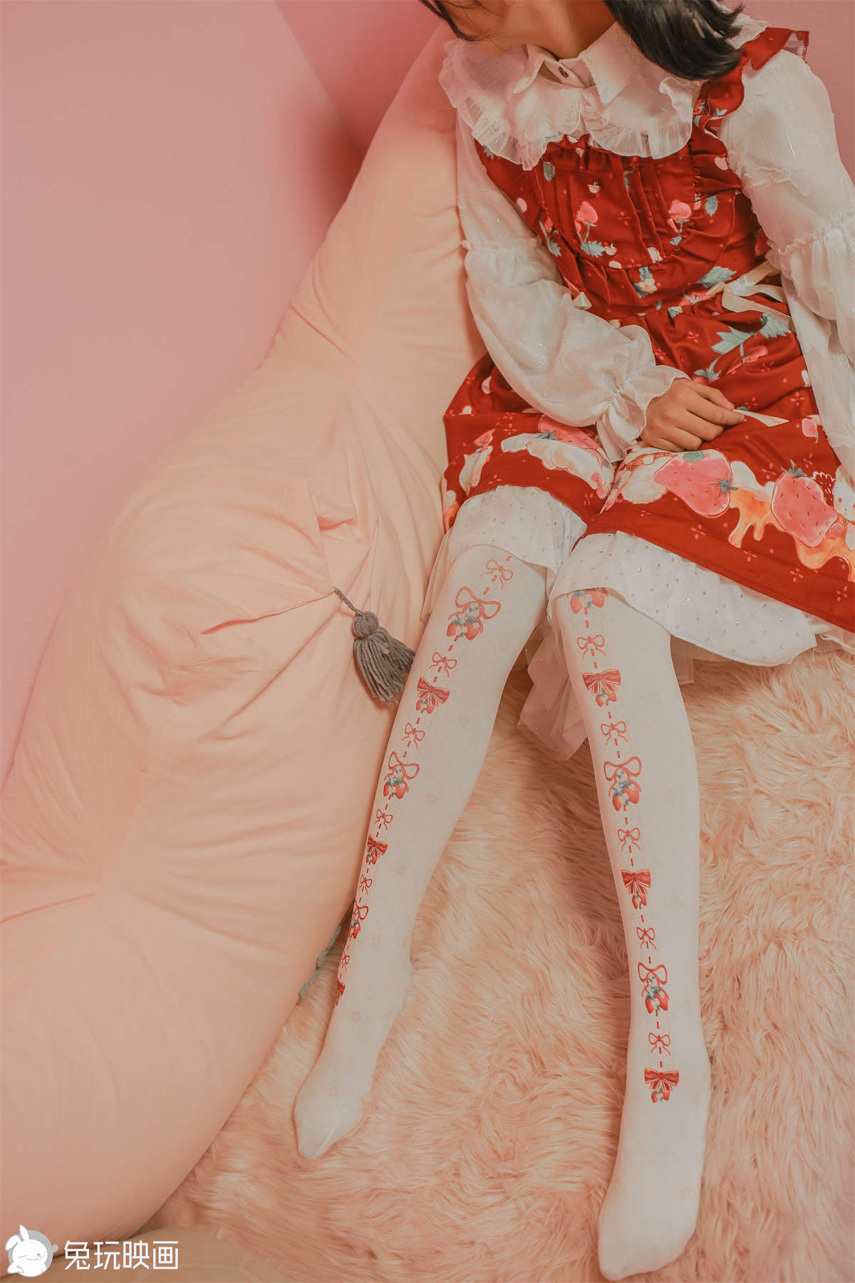 图片[2]-兔玩映画 C16.008 草莓洛丽塔-日更街拍