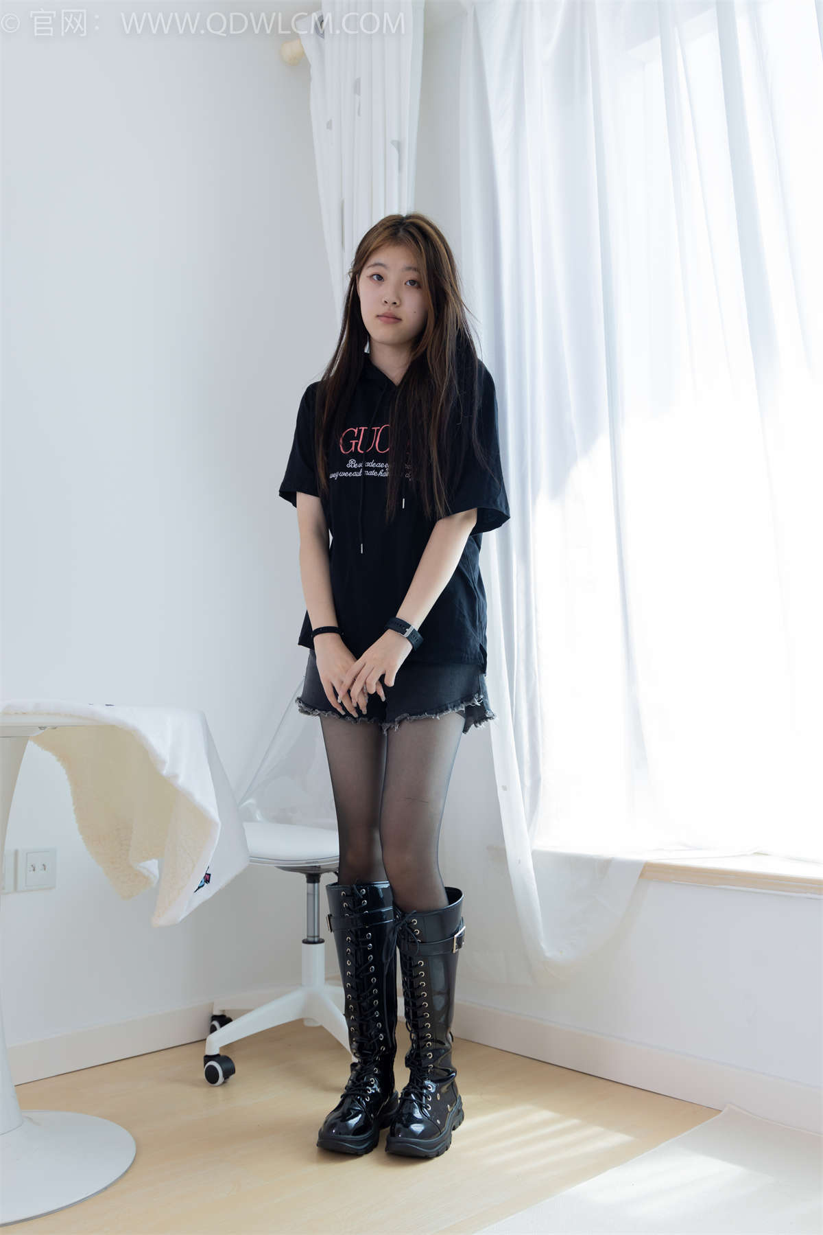 图片[2]-物恋传媒 NO.1668 小谨-逆流而上-日更街拍