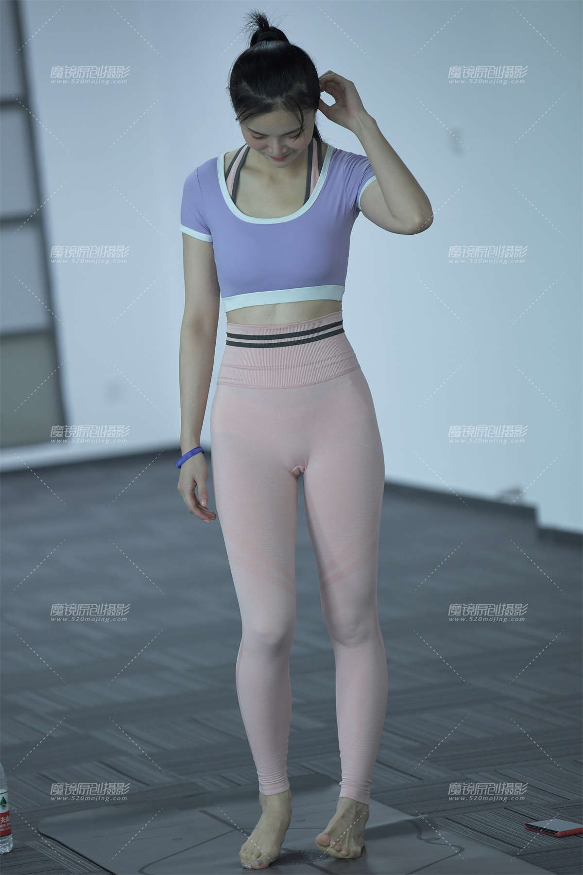 女性保健俞 加-日更街拍