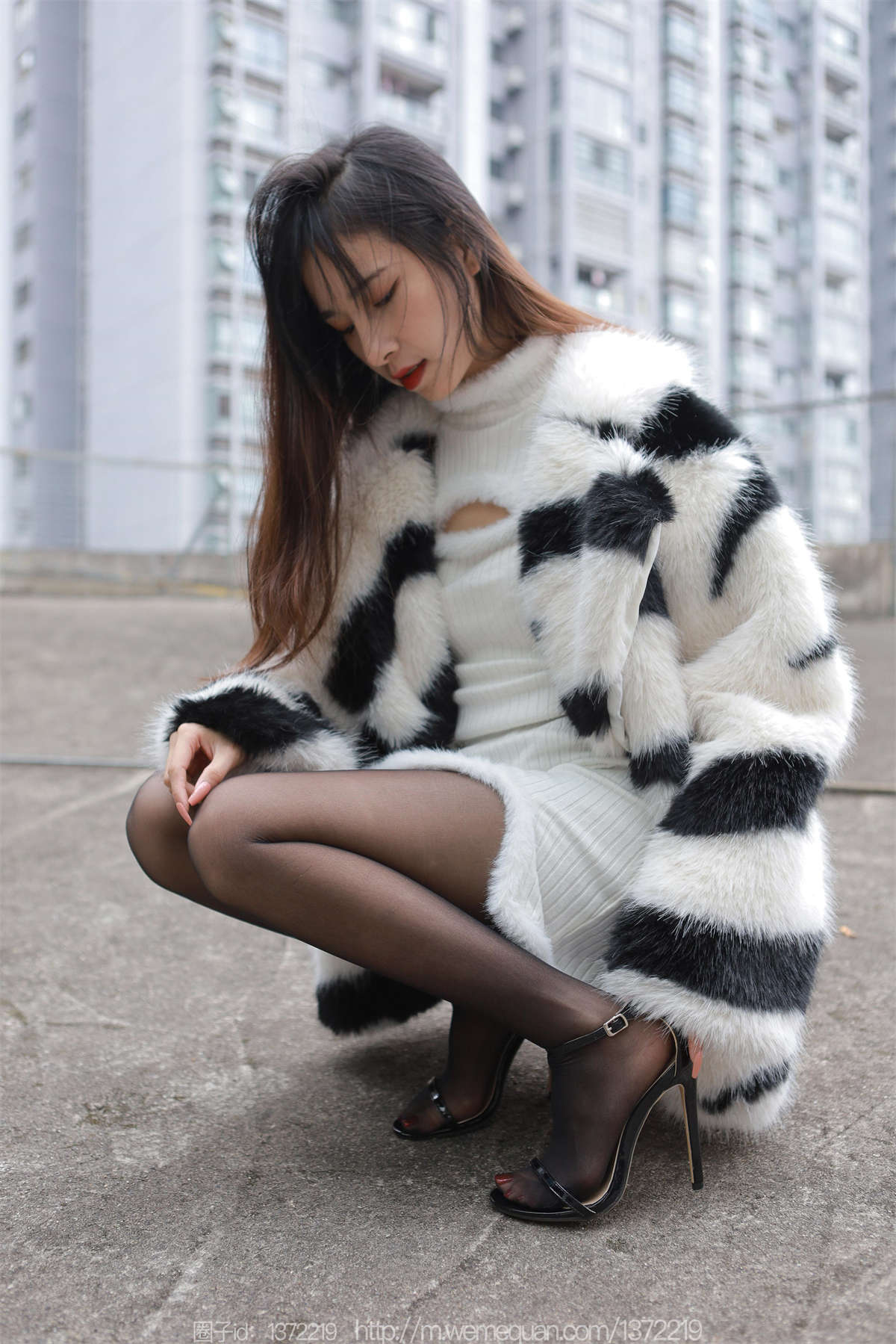 图片[2]-IESS异思趣向 2022.12.29 丝享家1313：美子 冬季穿搭-日更街拍