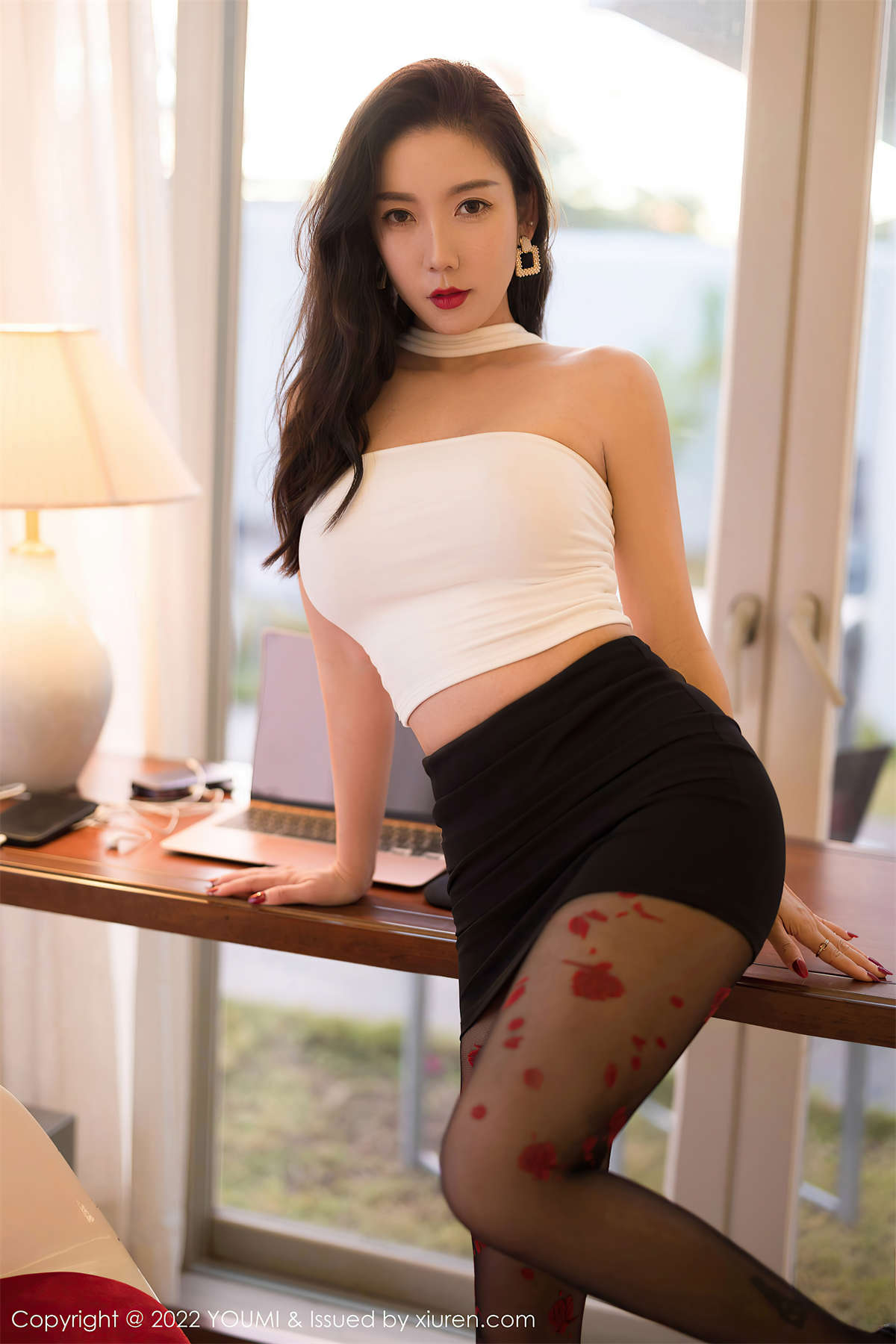 图片[2]-YouMi尤蜜荟 2022.02.24 VOL.756 艾静香-日更街拍