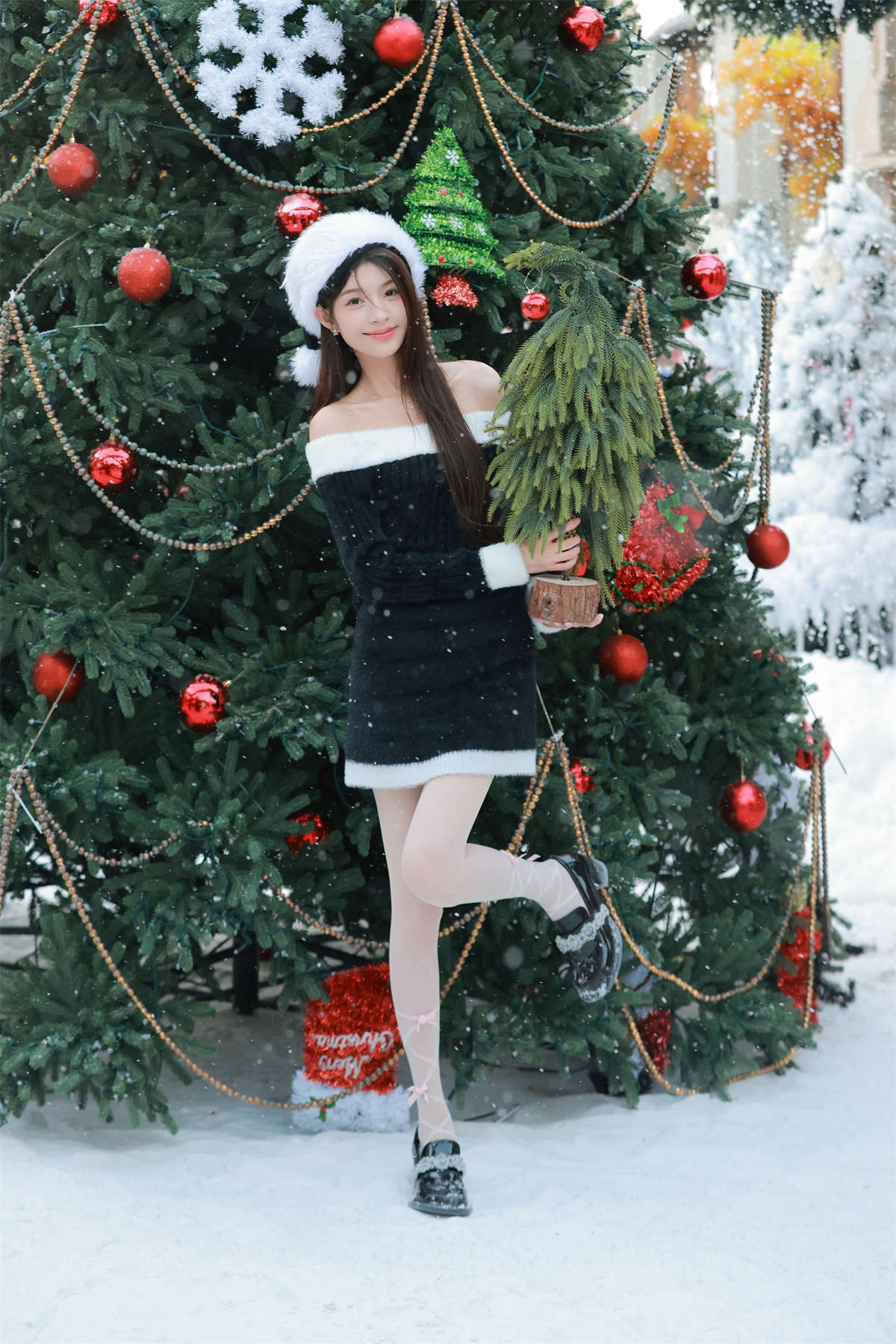 YITUYU艺图语 2025.02.23 圣诞喜乐 白了还想白插图1