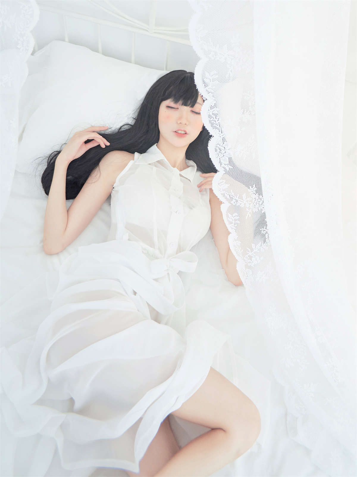 周叽是可爱兔兔No.17 恶魔姐姐-日更街拍