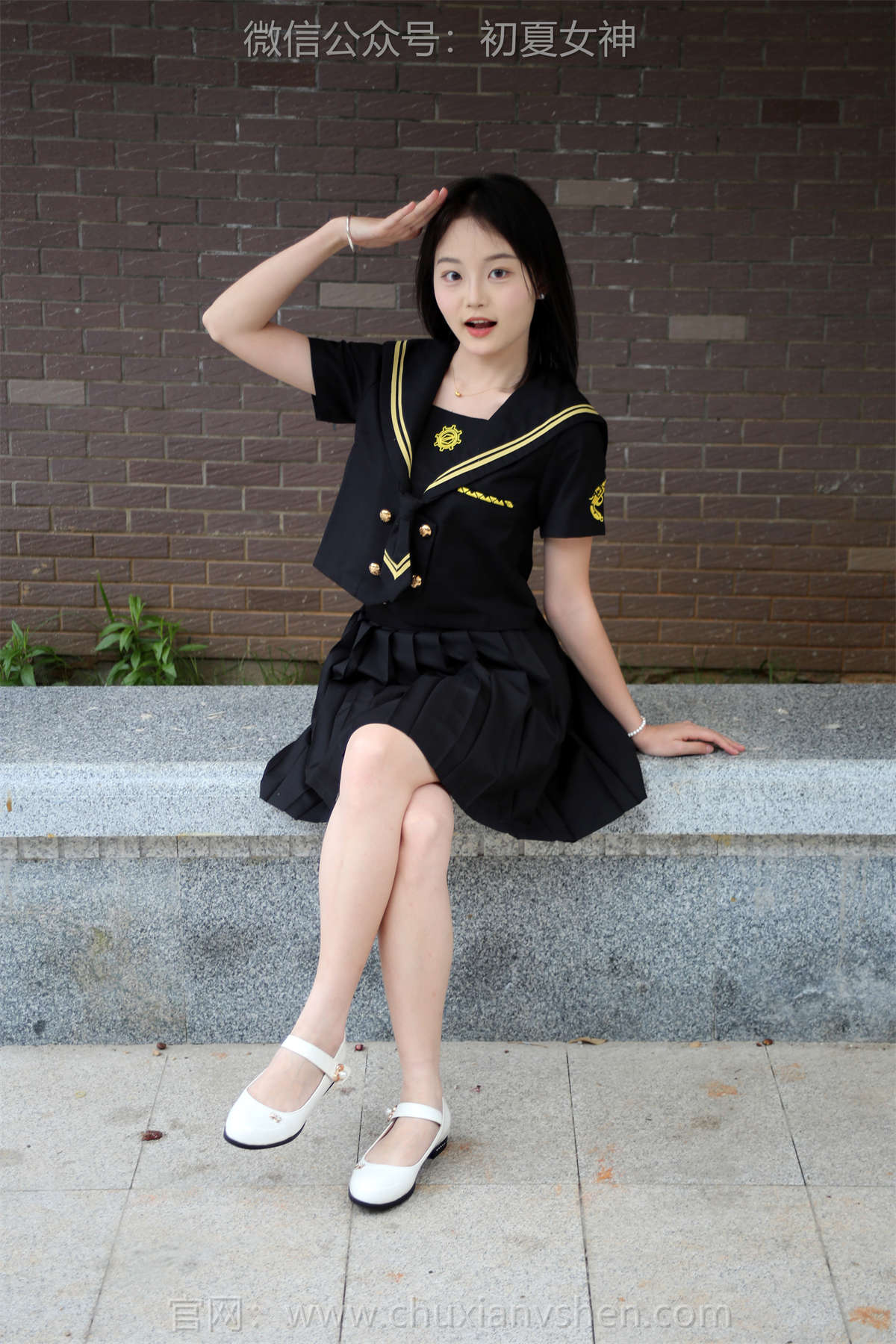 初夏女神 NO.220 双双 黑系水手服-日更街拍