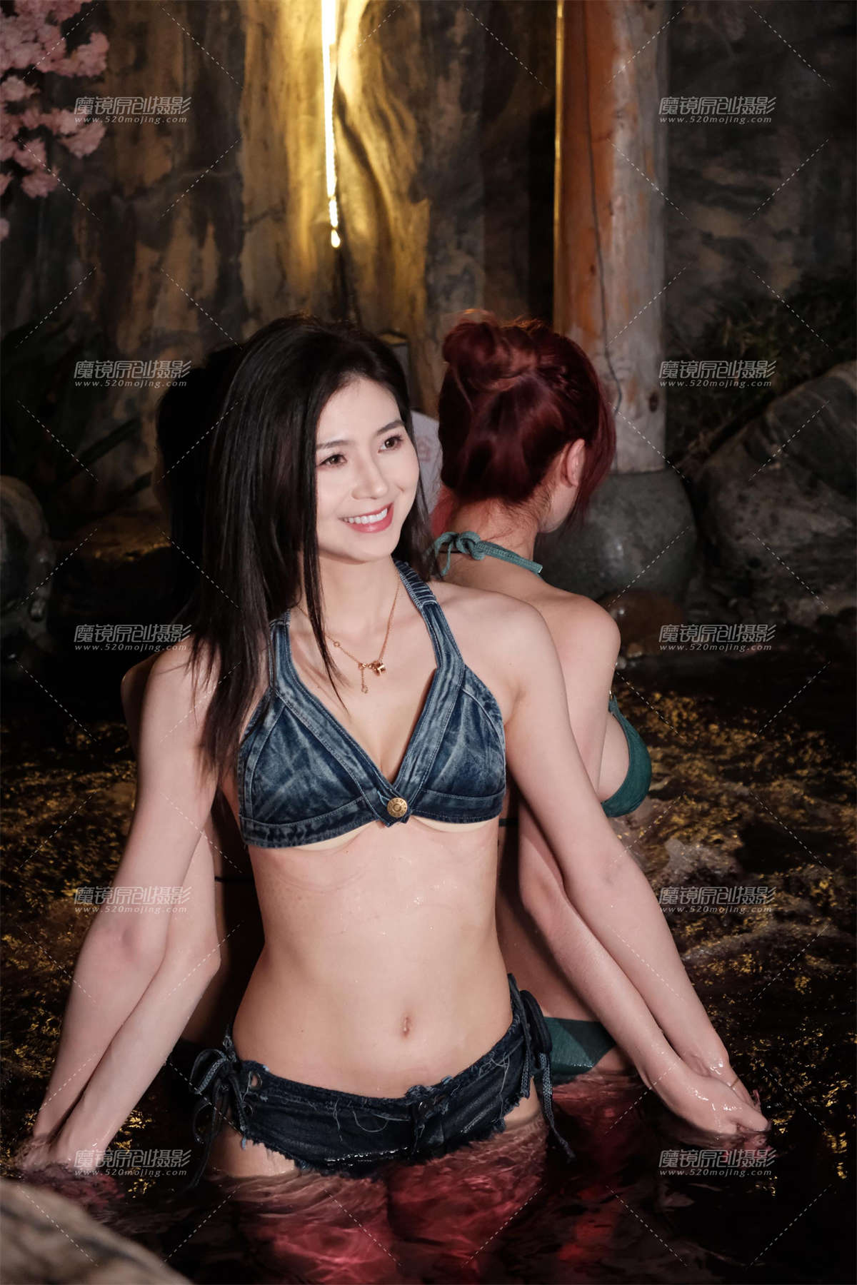 图片[2]-2025在温泉碰到三个漂亮妹子高-日更街拍