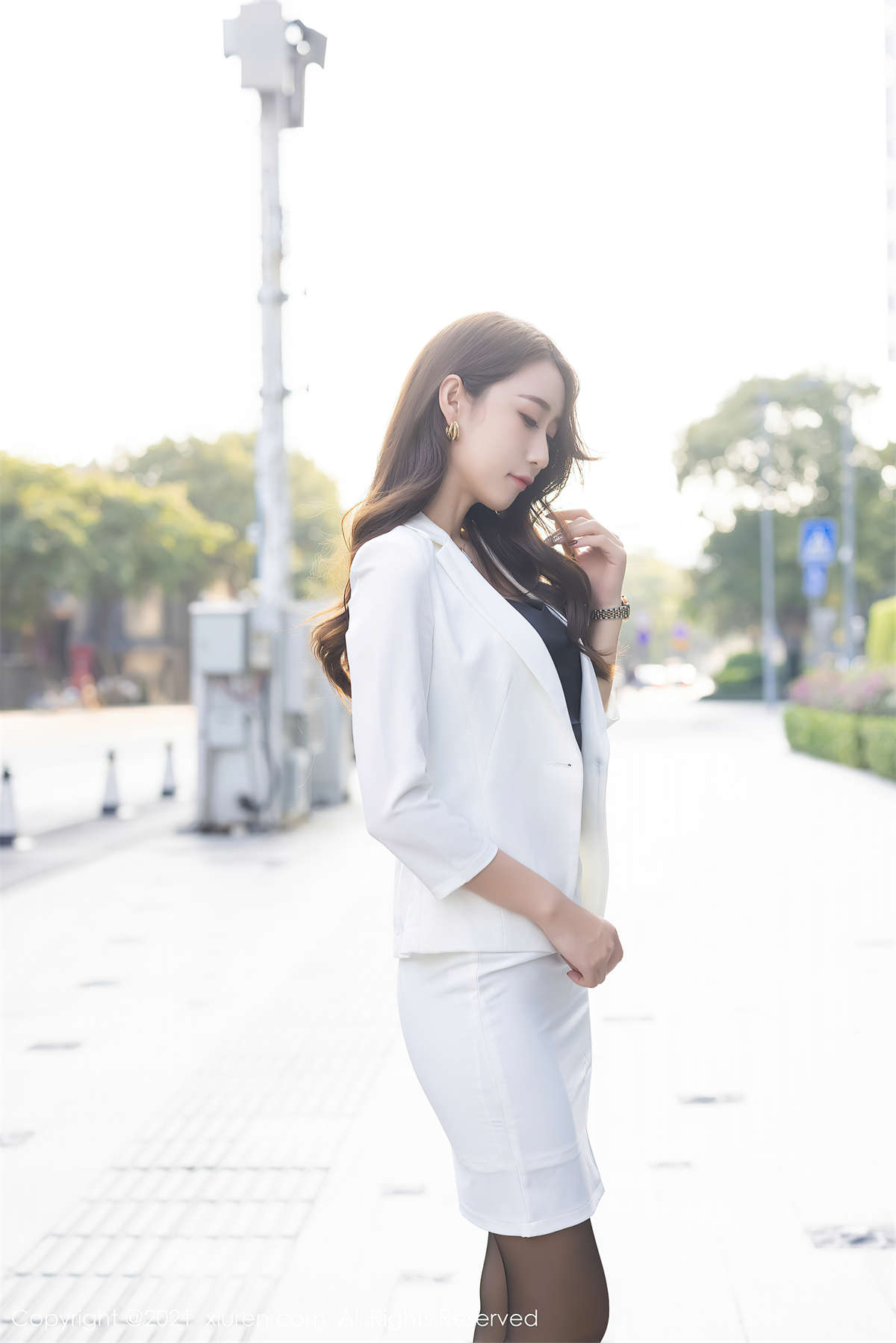 Xiuren秀人网 2021.03.25 NO.3242 萌白酱-日更街拍