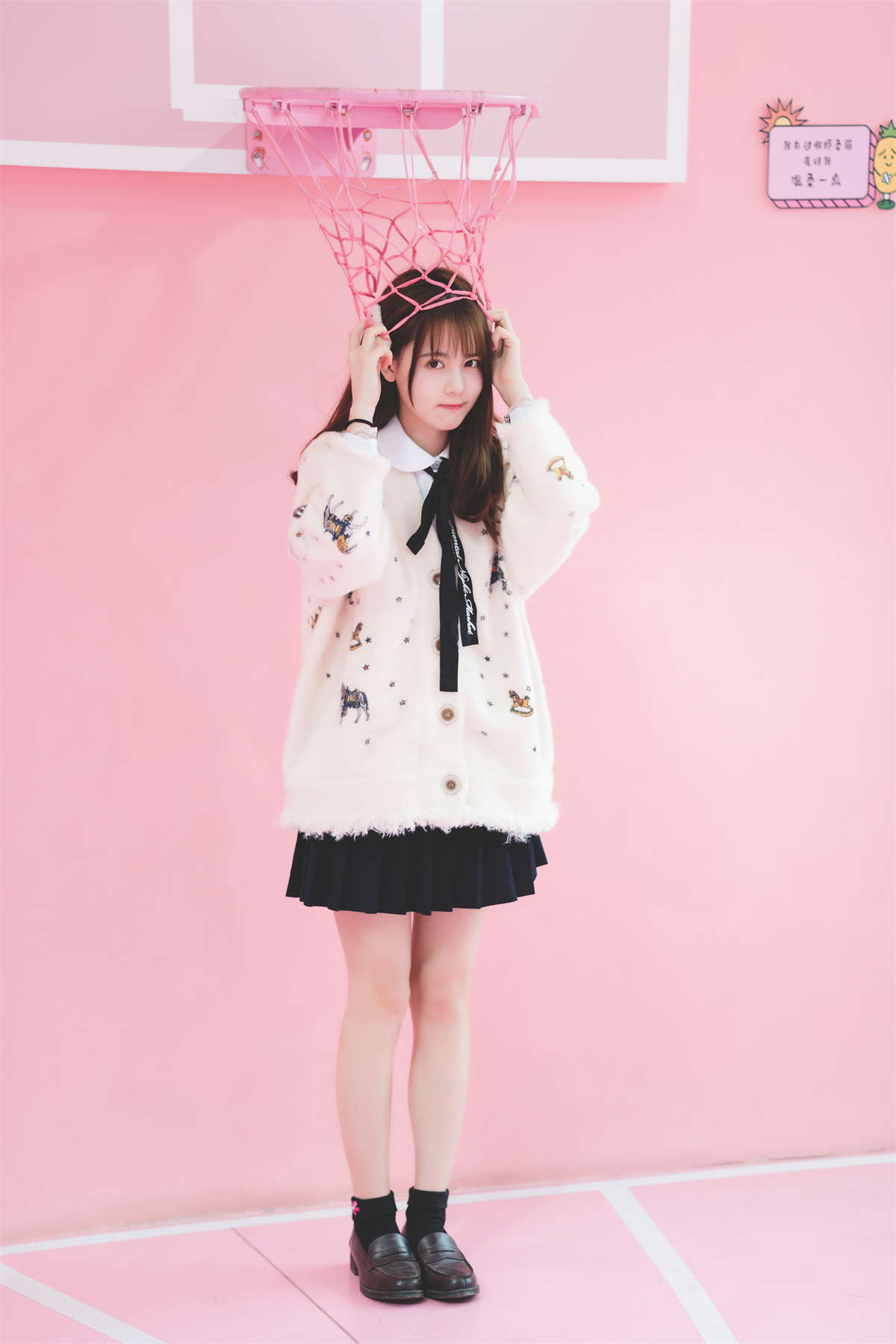 YITUYU艺图语 2022.06.03 少女体育馆 梁小萌-日更街拍