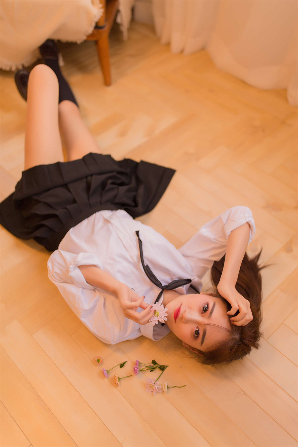 YITUYU艺图语 2022.02.18 JK少女 小艺-日更街拍