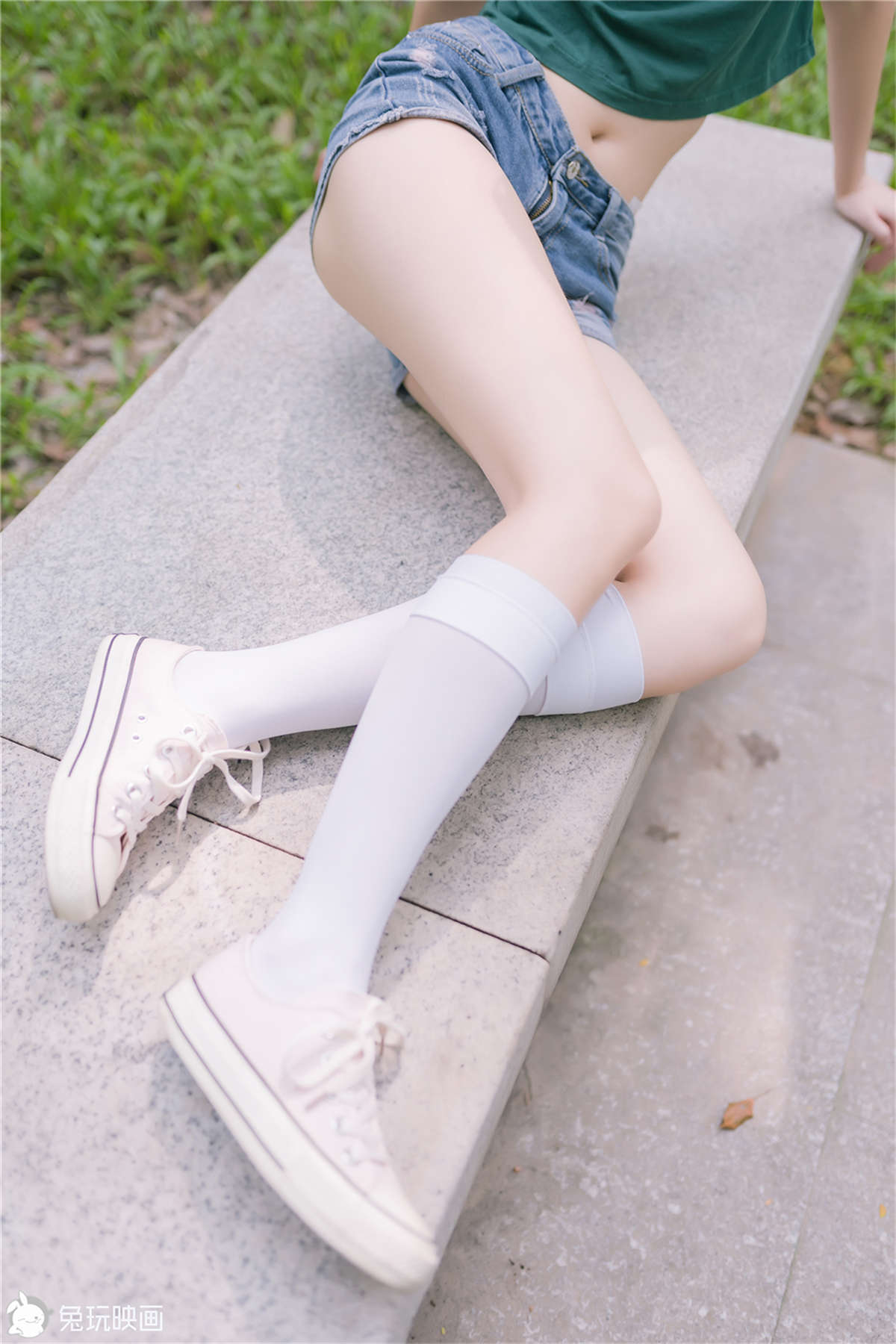 图片[2]-兔玩映画 C18.006 夏天的热裤-日更街拍