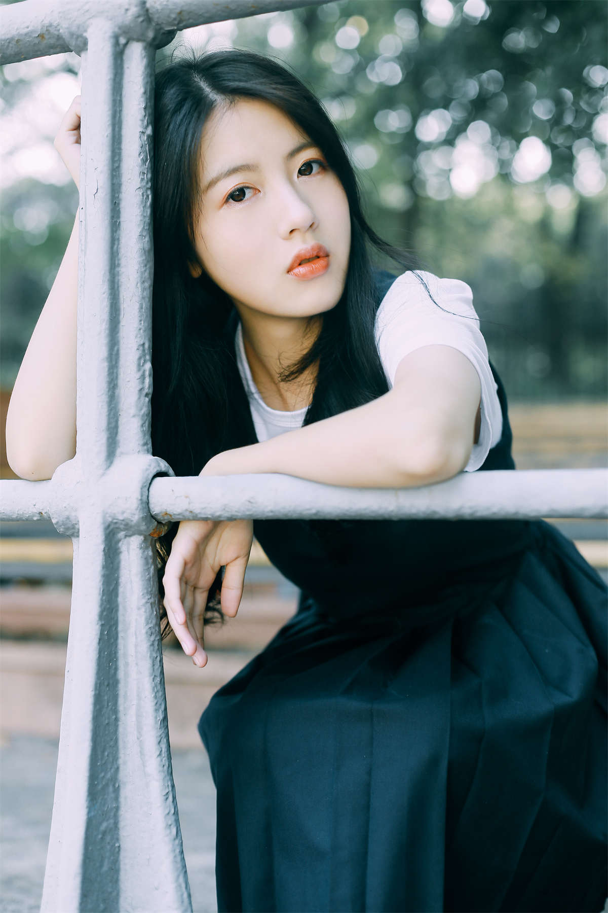 YITUYU艺图语 2024.01.10 校服的裙摆 Anne-zaN插图1