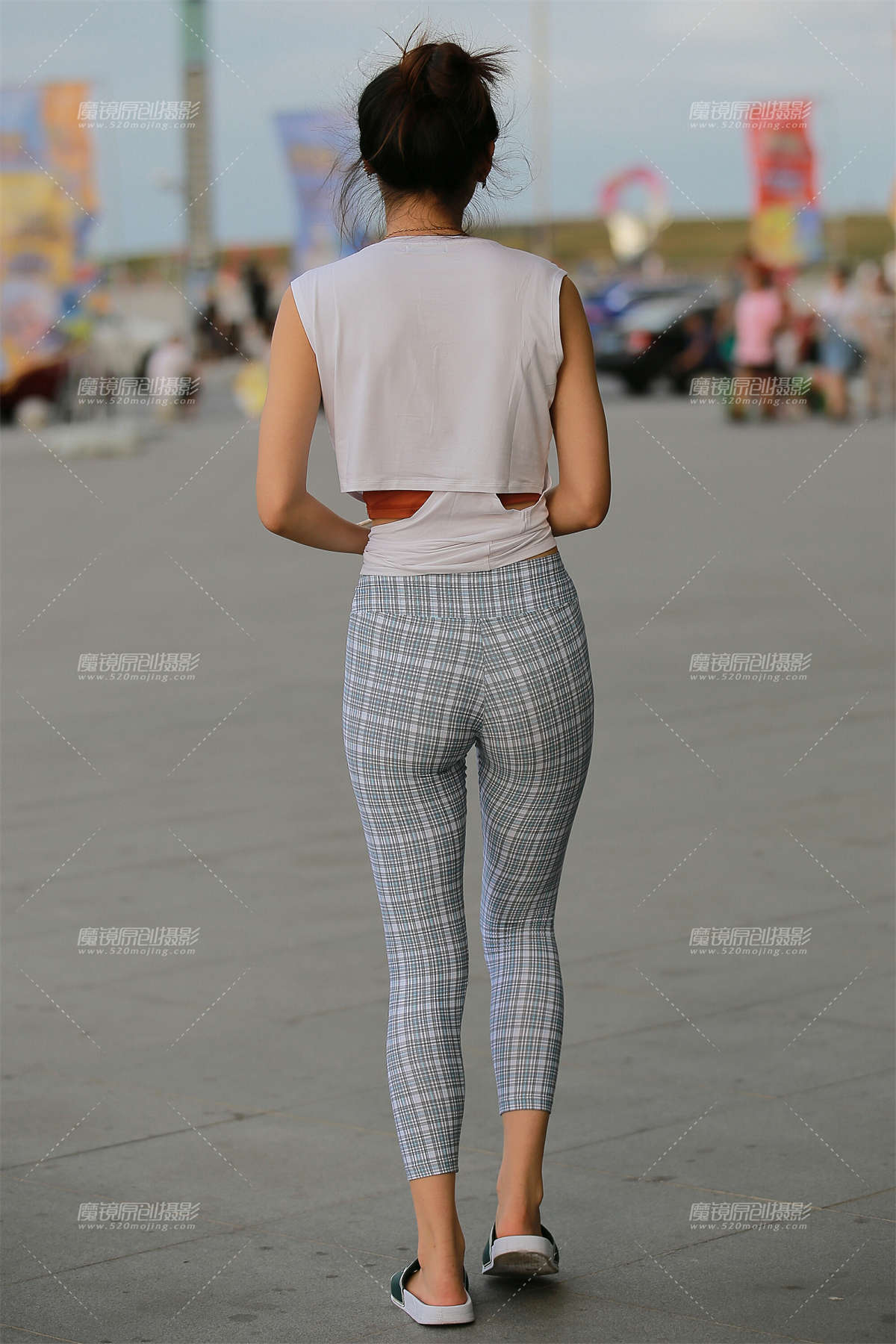 图片[2]-格格瑜伽裤美女-日更街拍