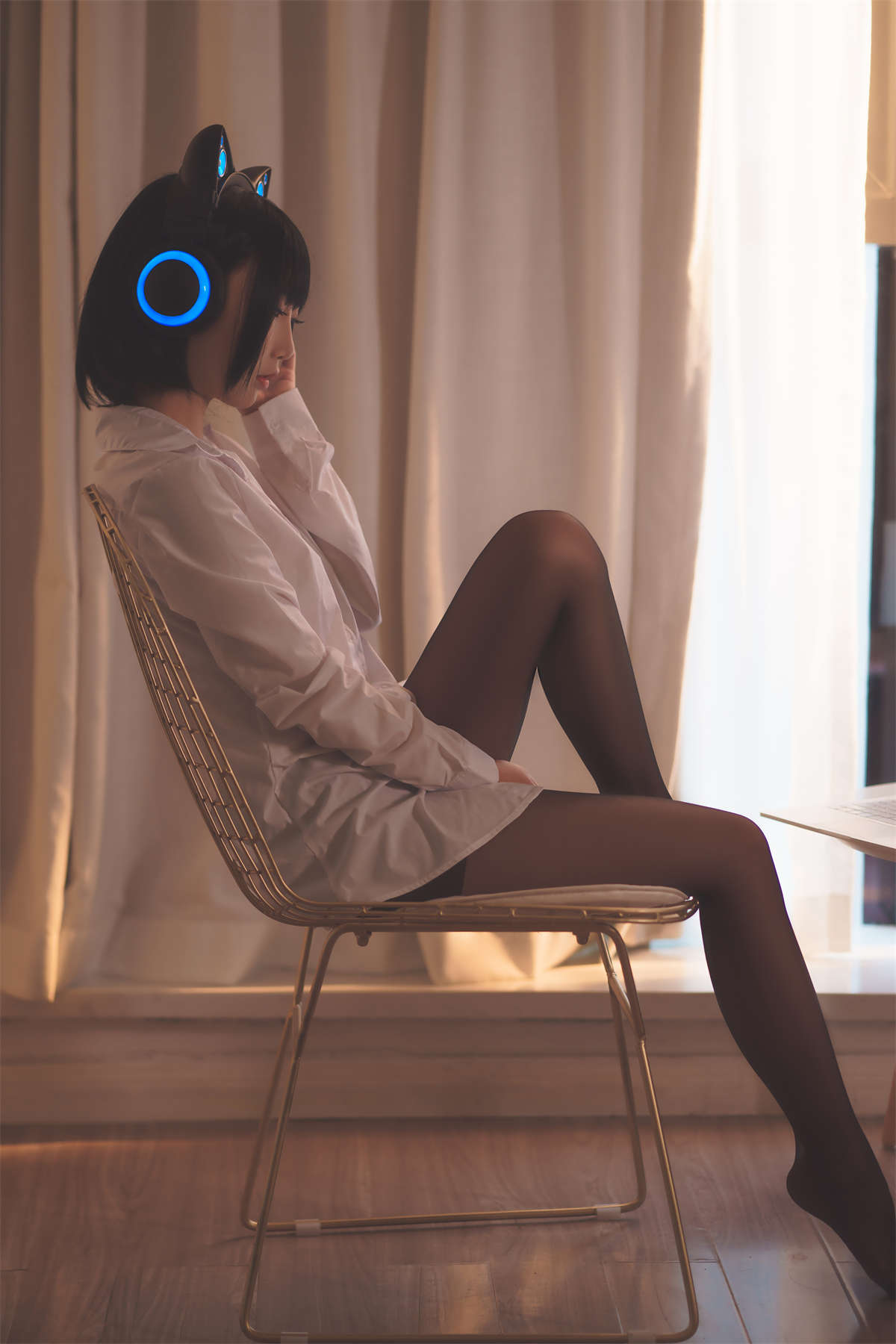 图片[2]-面饼仙儿 NO.036 猫耳耳机-日更街拍