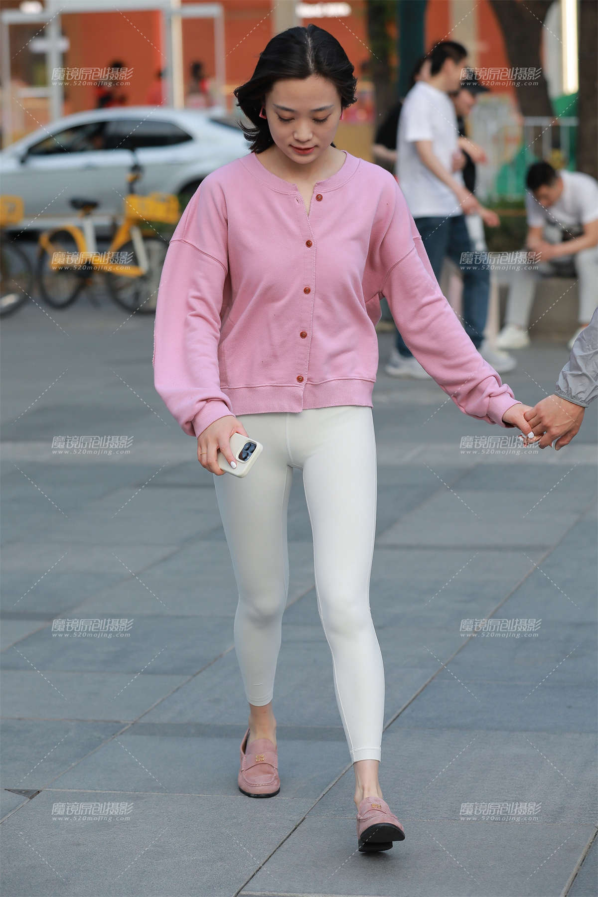 图片[2]-白色紧身瑜伽裤-日更街拍