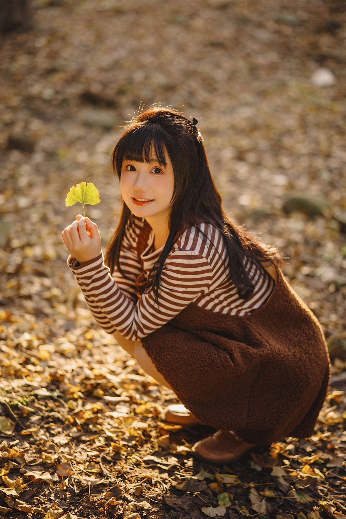 YITUYU艺图语 2022.02.19 银杏小记 周小兔呀-日更街拍