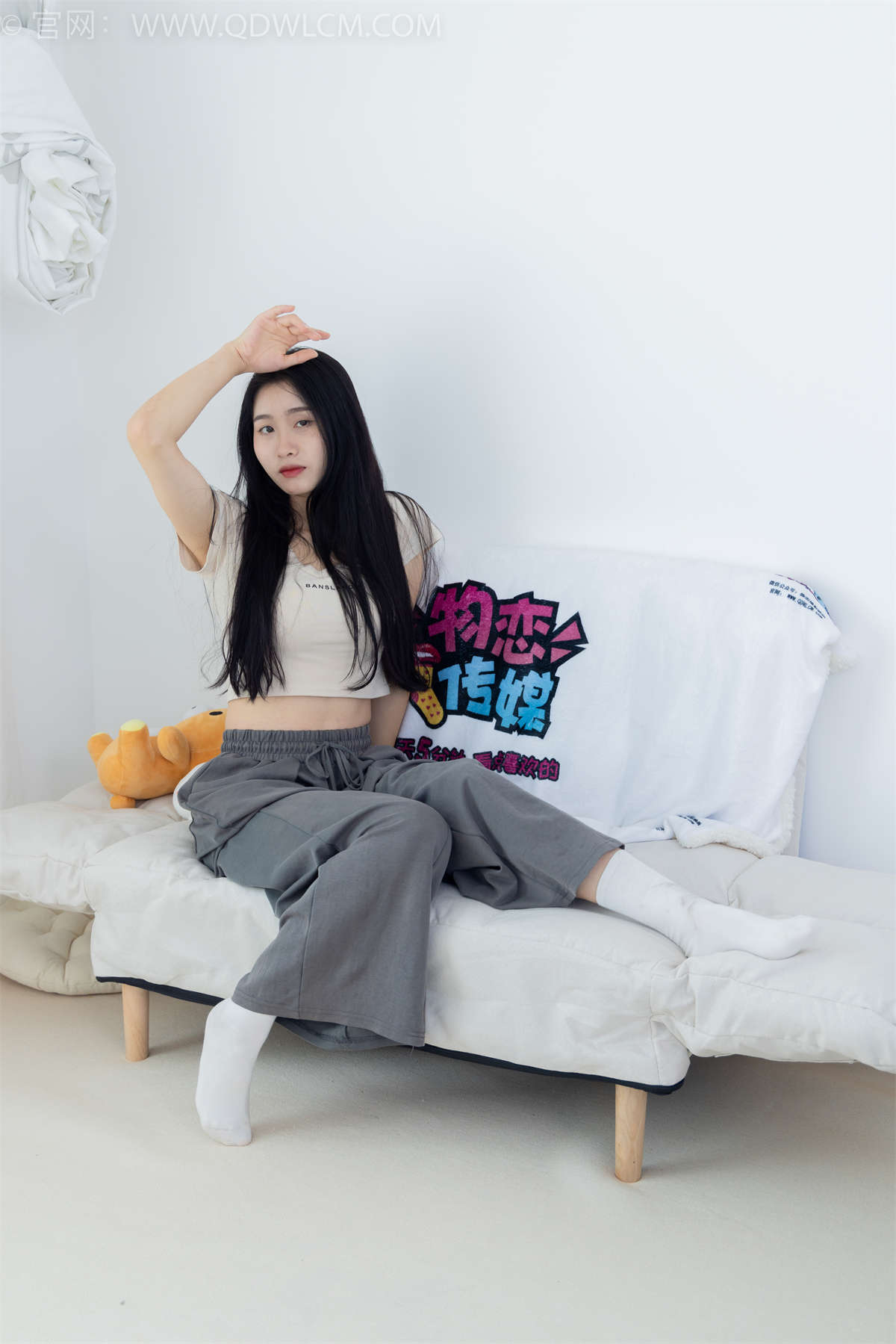 图片[2]-物恋传媒 NO.1826 绒绒-漫天飞雪-日更街拍