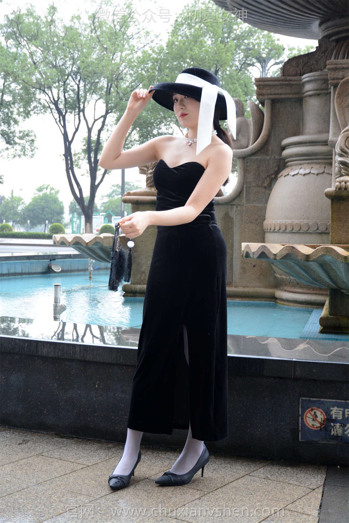 初夏女神 NO.234 环环 永不过时-日更街拍