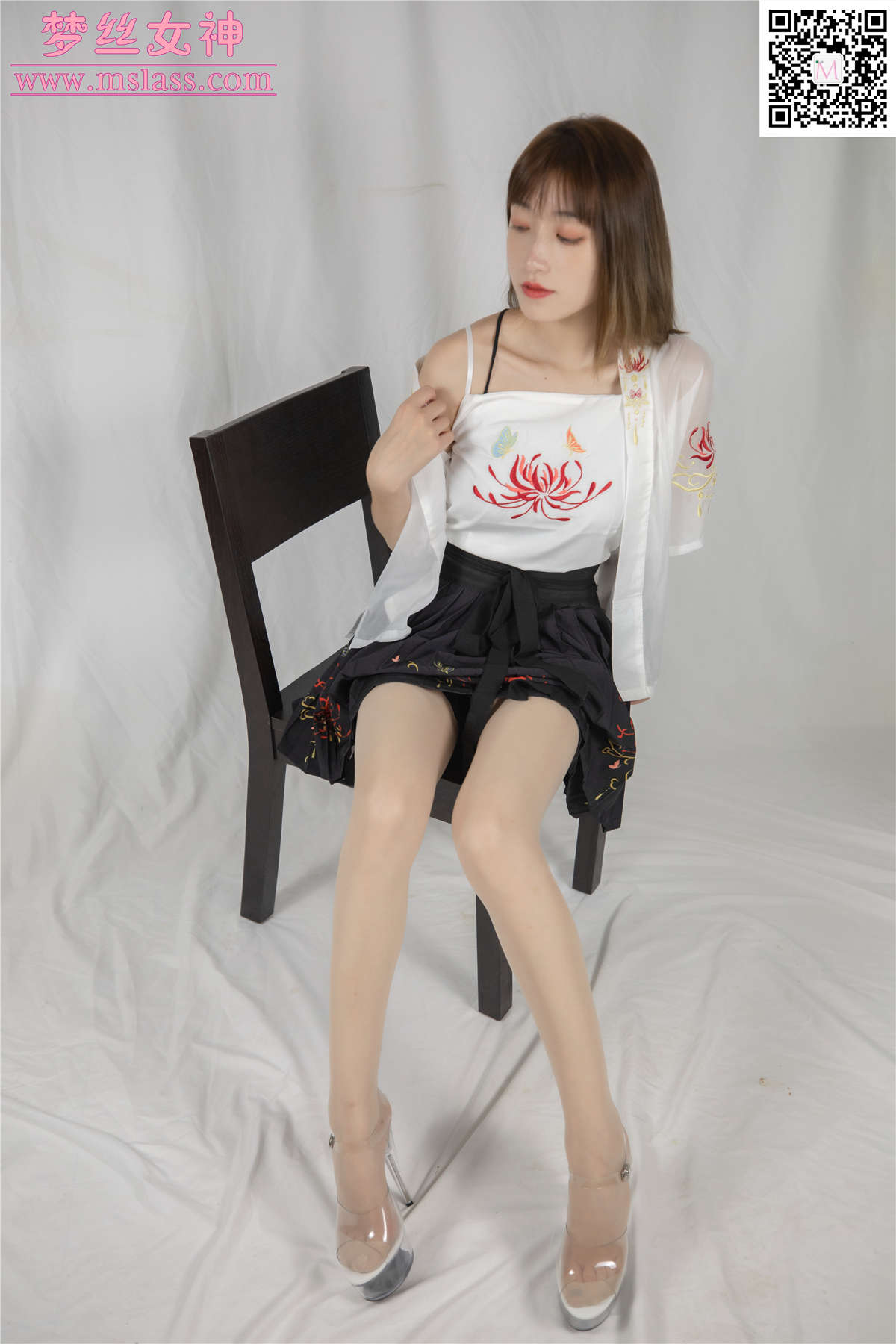 2020.08.24 晓晓8《古装戏》-日更街拍