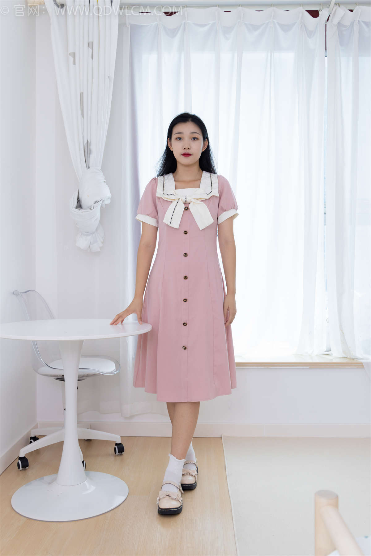 物恋传媒 NO.1660 桐桐-粉色爱恋-日更街拍