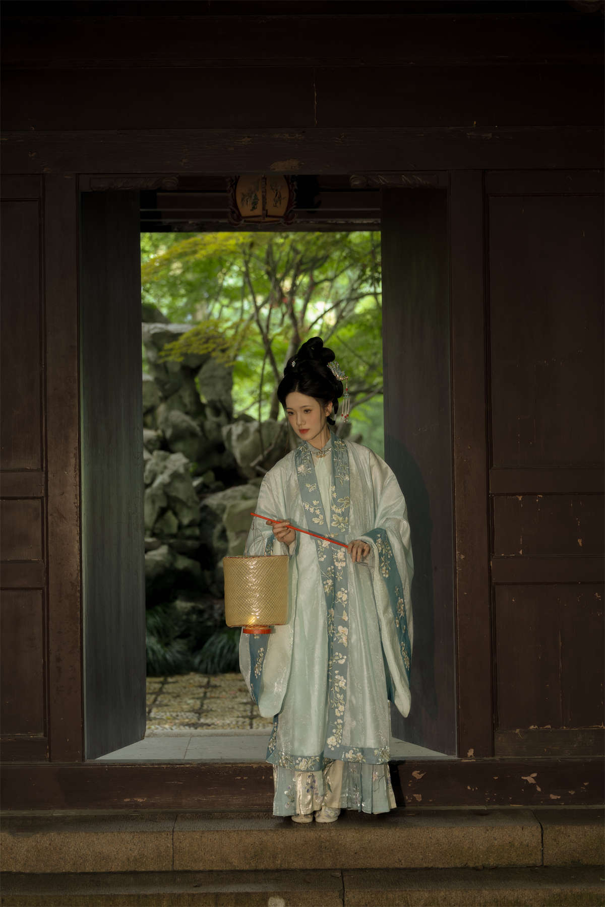 YITUYU艺图语 2024.10.10 近黄昏 语卿插图1