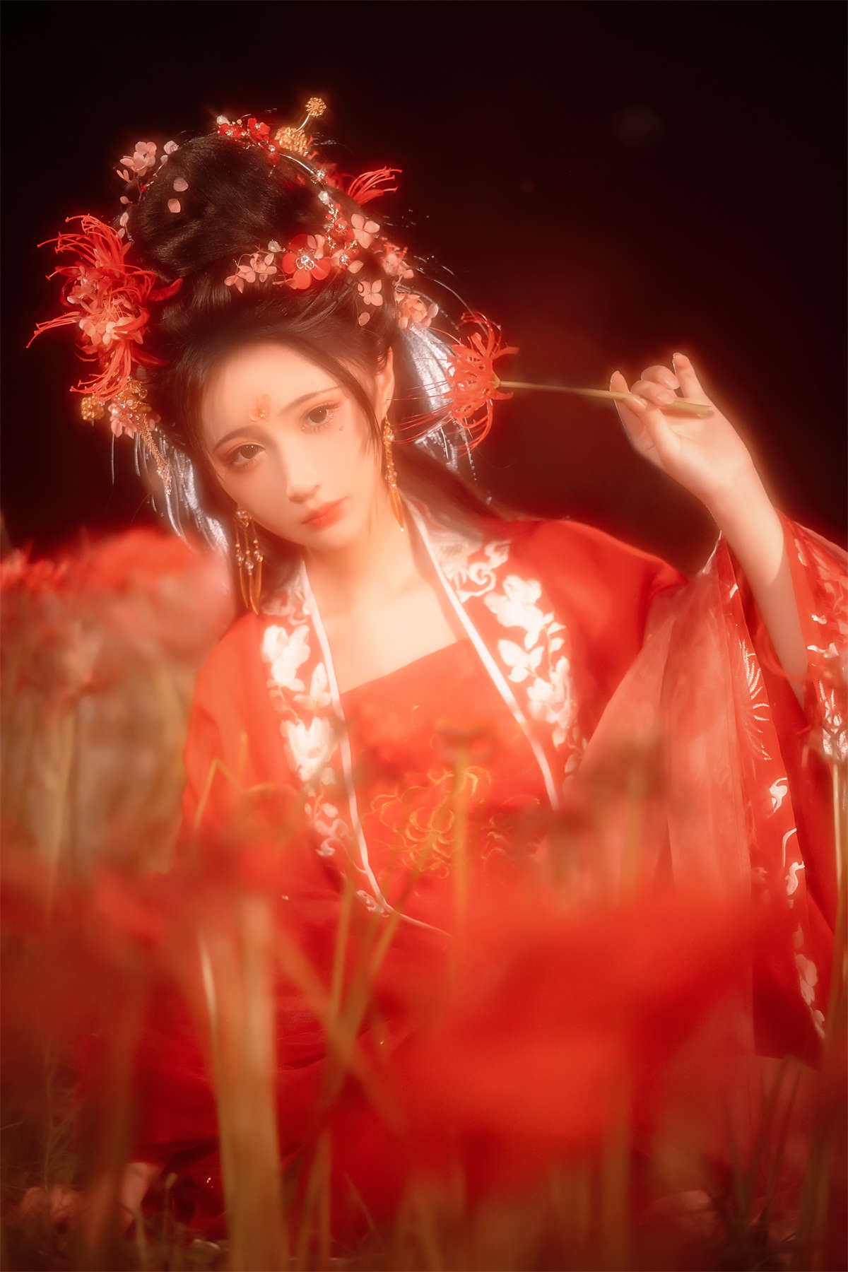 YITUYU艺图语 2022.12.07 彼岸花 -绮罗生的小苏苏--日更街拍