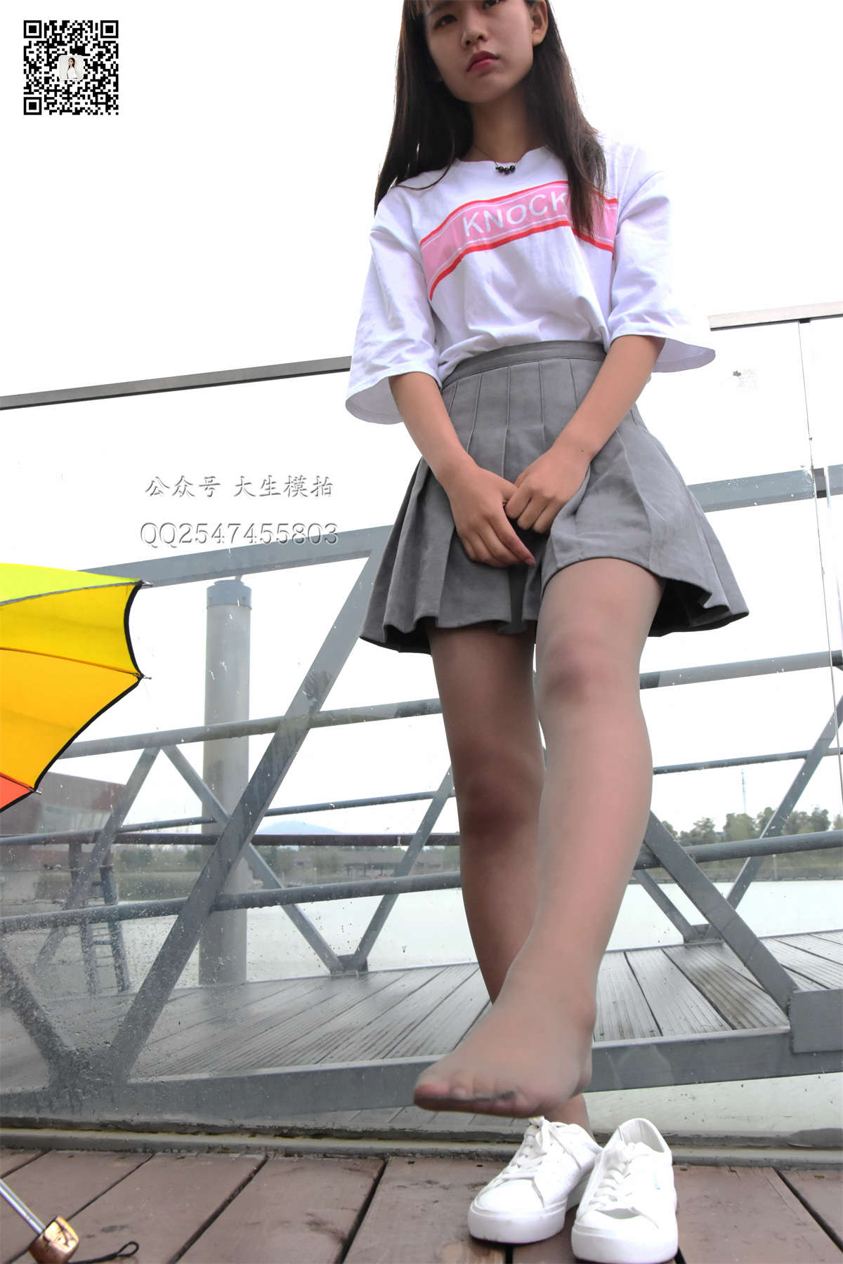 大生模拍 NO.044 云云 雨中漫步-日更街拍