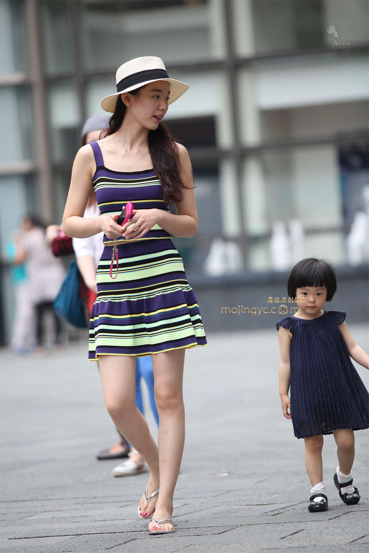 阿奔.双色吊带装短裙.13p-日更街拍