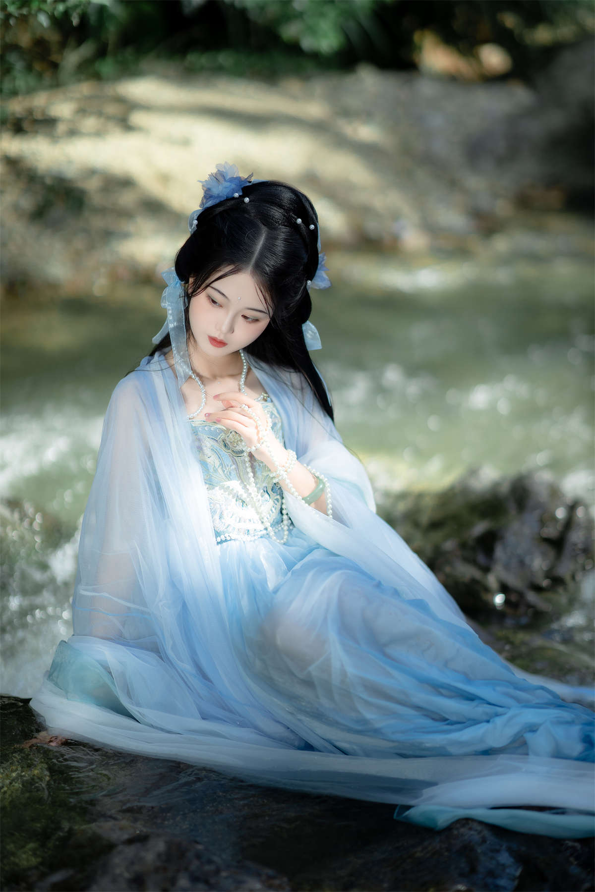 YITUYU艺图语 2022.12.07 小蚌精 _Bllc插图1