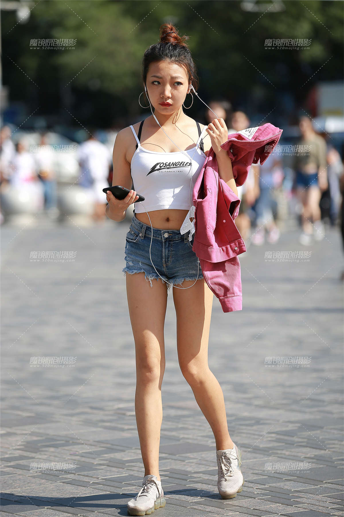 小家碧玉-日更街拍