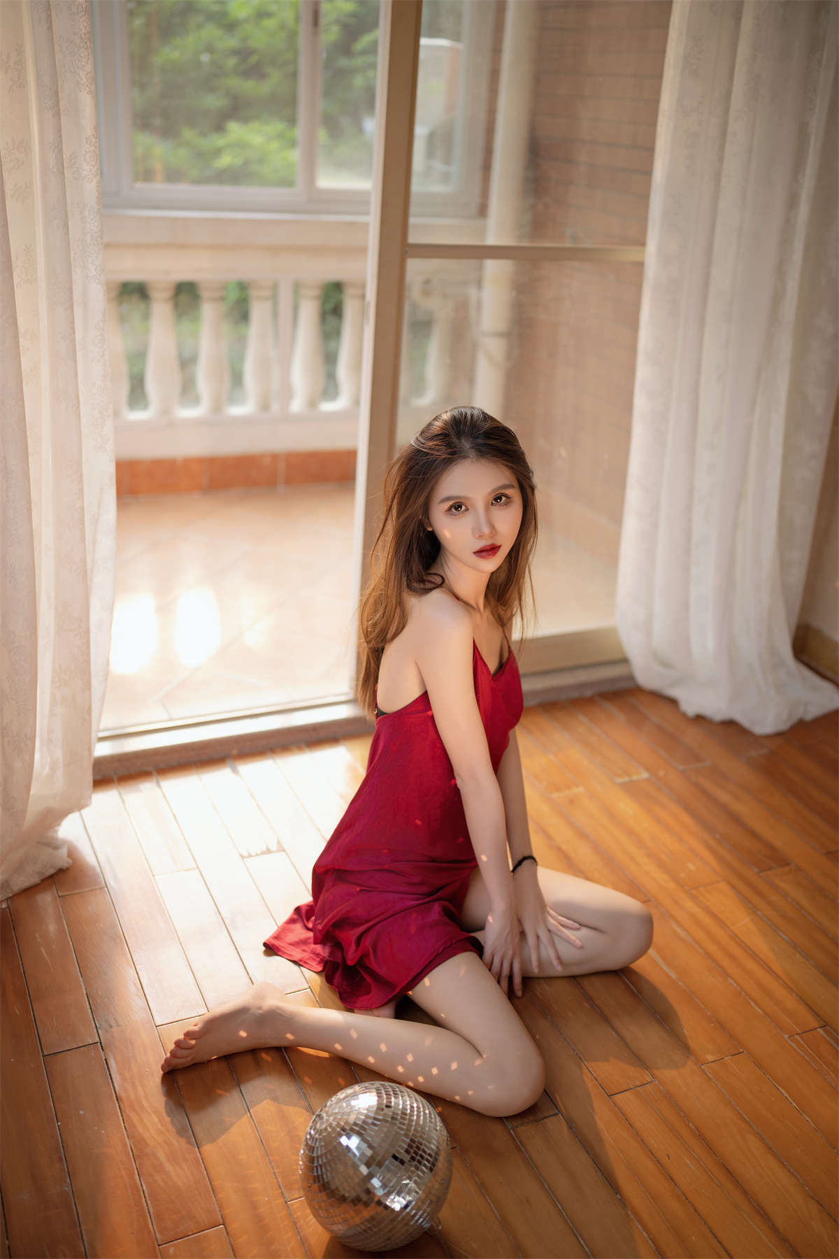 YITUYU艺图语 2024.01.17 一袭红裙 Gaia插图1