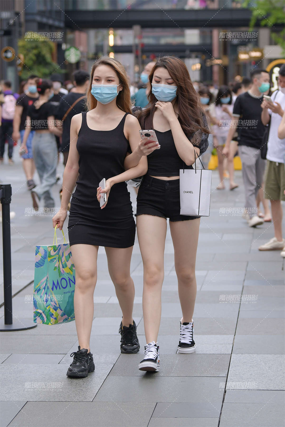 笔直de热裤大白腿-日更街拍