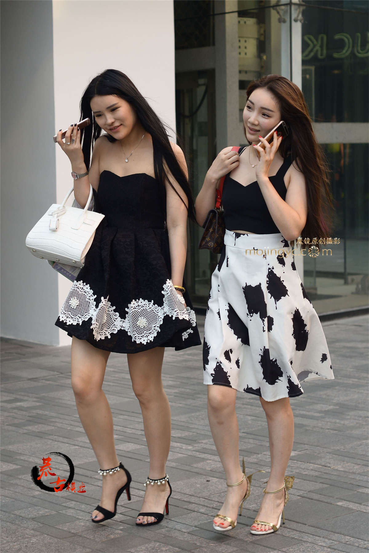 图片[2]-8-3 金色蝴蝶高跟鞋-日更街拍