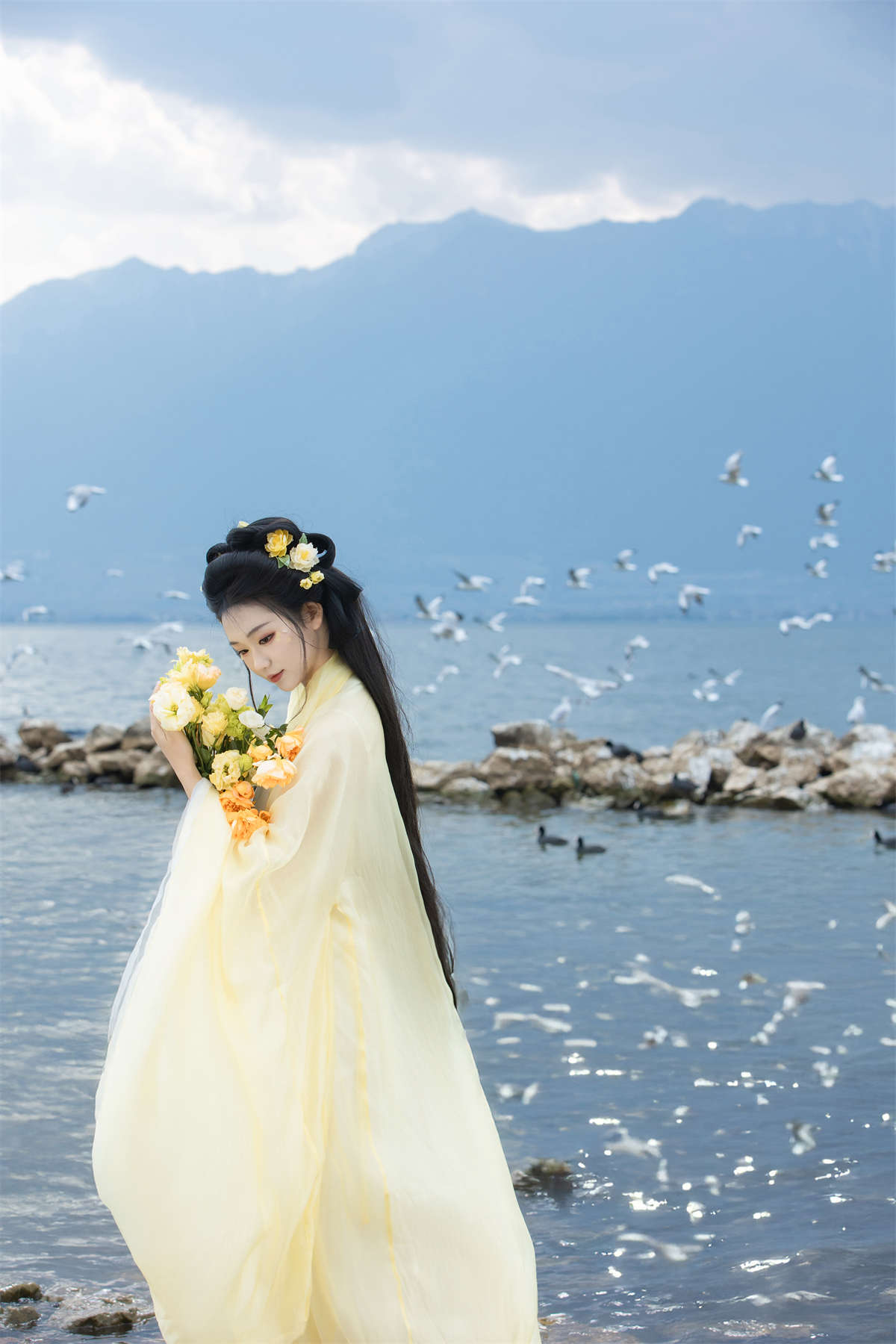 图片[2]-YITUYU艺图语 2025.04.11 春日 晚江亭-日更街拍