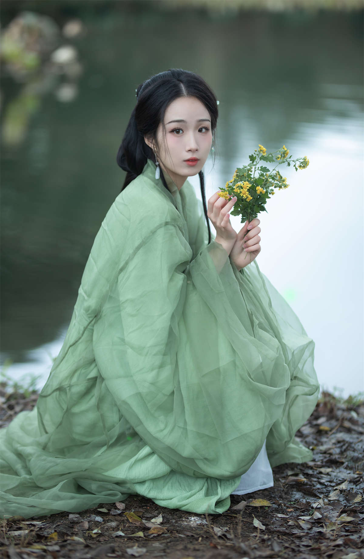 YITUYU艺图语 2024.01.19 绿意 奶凶大丸子-日更街拍