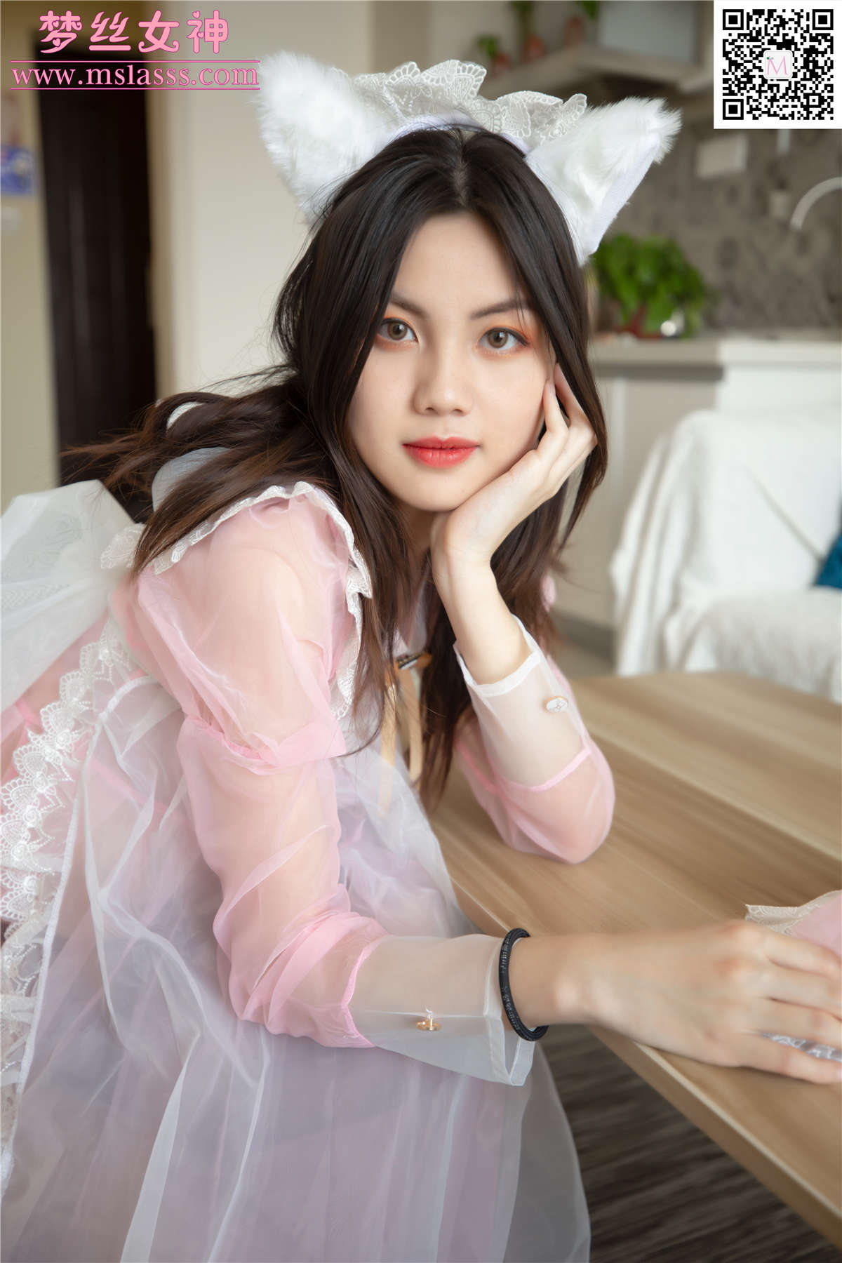 图片[2]-2020.04.19 VV《粉红女仆》-日更街拍