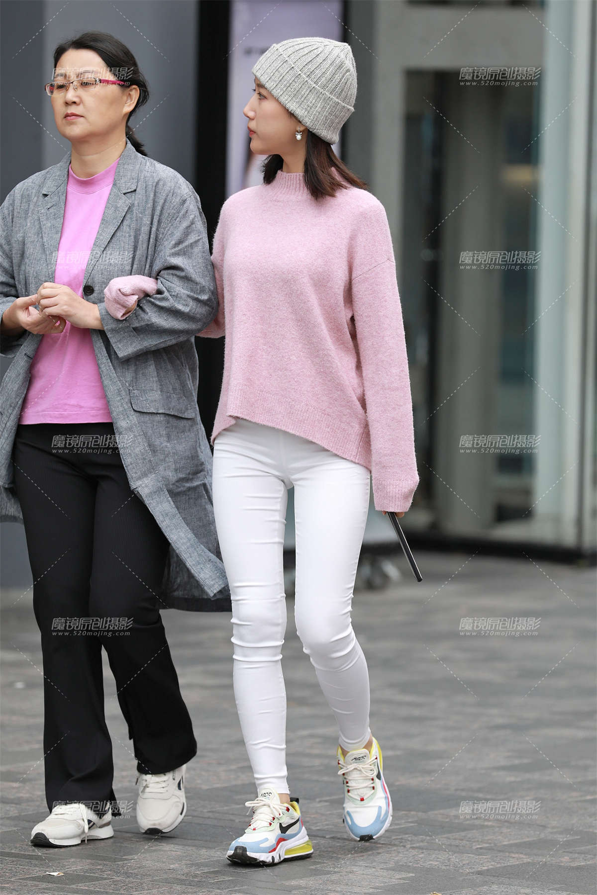 【玻璃赛帖】国庆节陪妈妈逛街的小美女（二）-日更街拍