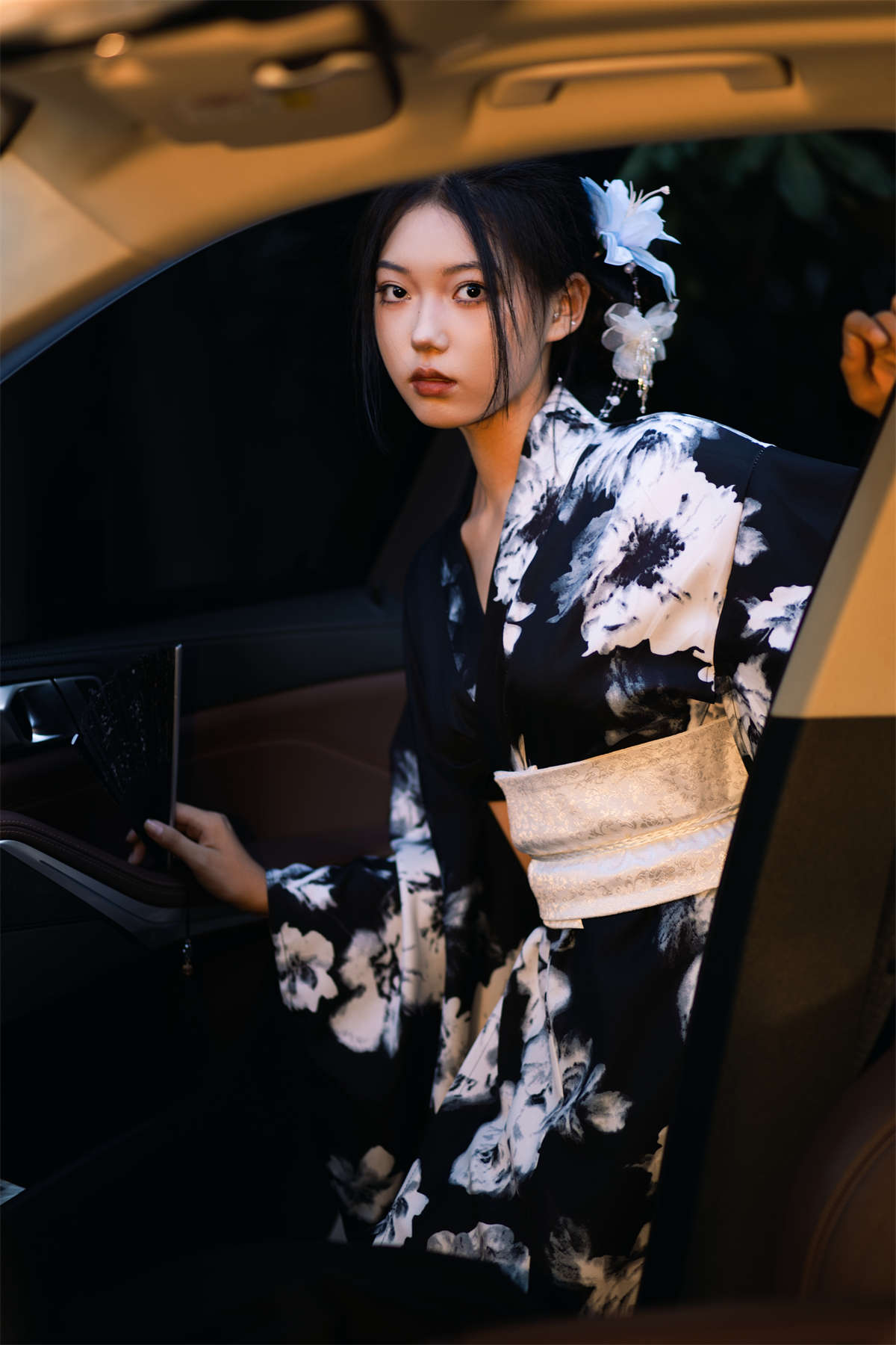 YITUYU艺图语 2025.04.11 黑道千金小姐 奇妙-日更街拍