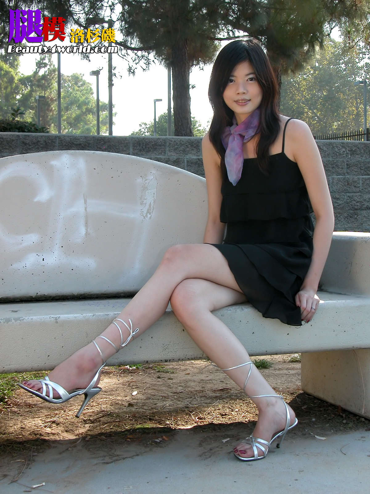 Beautyleg 2005.10.07 NO.035 Arina-日更街拍