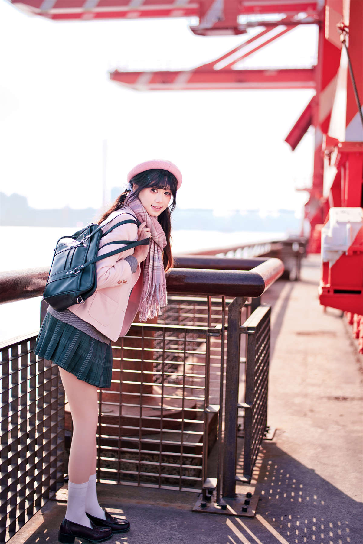 图片[2]-YITUYU艺图语 2025.03.18 滨江粉色jk 吞树莓-日更街拍