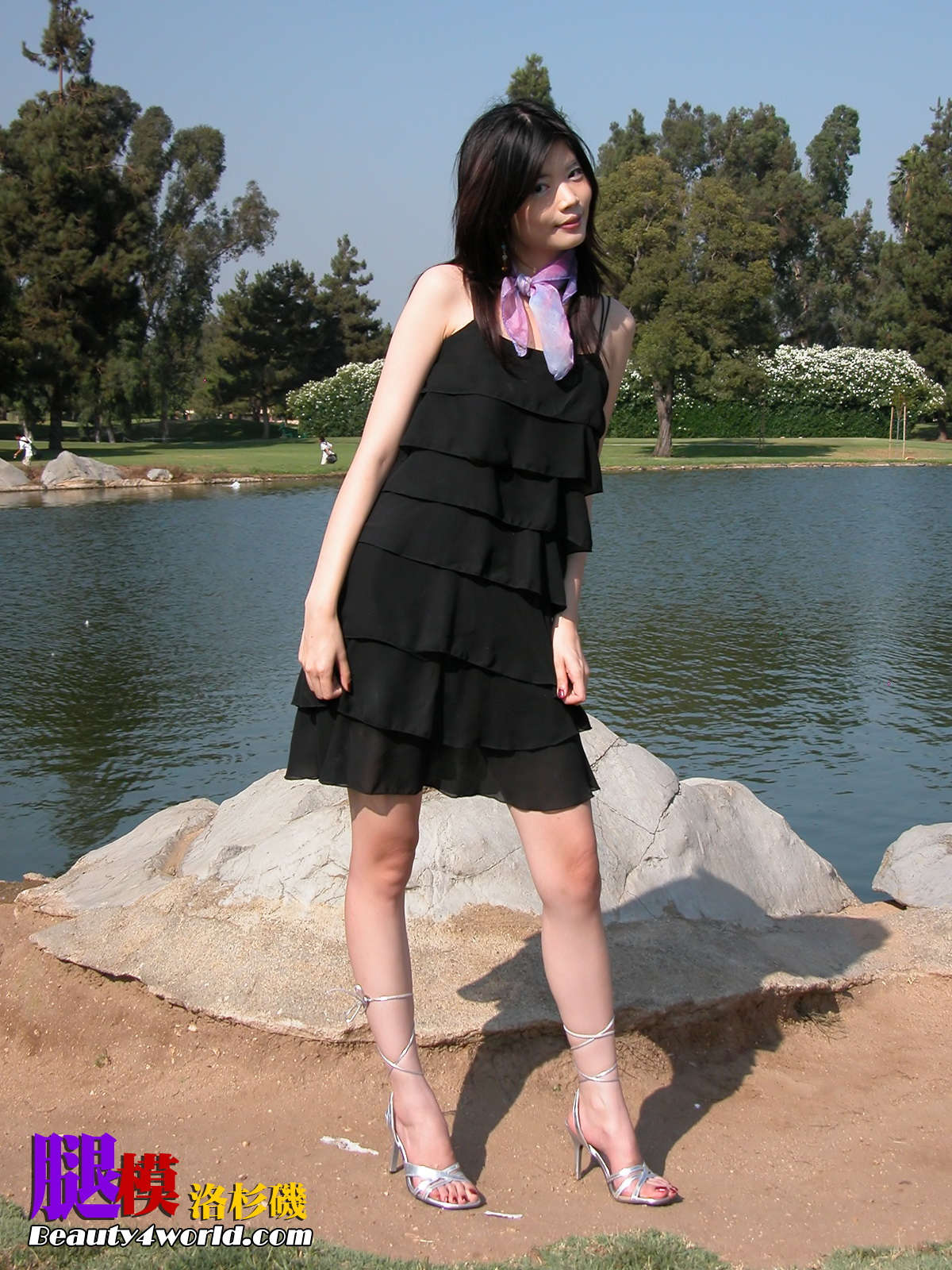 图片[2]-Beautyleg 2005.10.07 NO.035 Arina-日更街拍