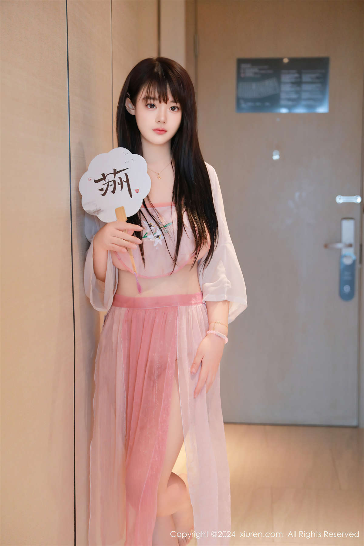 图片[2]-Xiuren秀人网 2024.06.19 NO.8724 陈柒柒-日更街拍