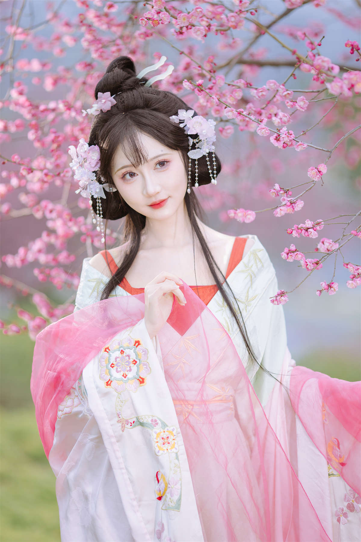 YITUYU艺图语 2025.03.18 梅花仙 绮罗生的小苏苏-日更街拍