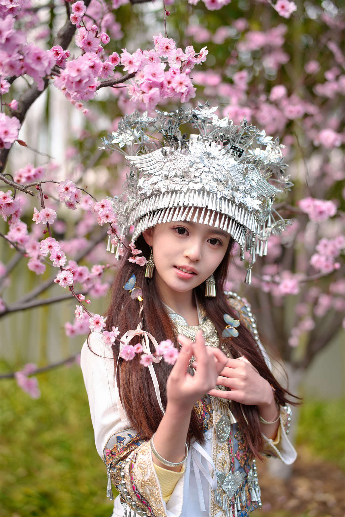 图片[2]-YITUYU艺图语 2025.04.13 苗家小可爱 小亿-日更街拍