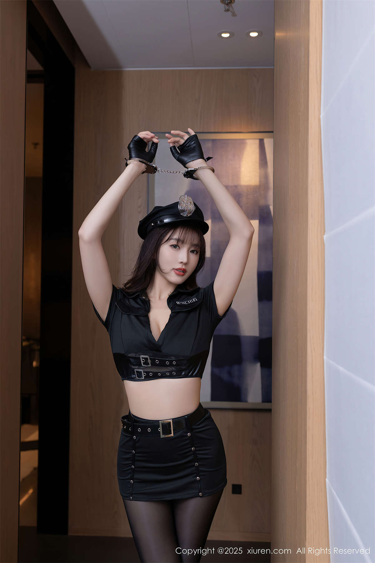 图片[2]-Xiuren秀人网 2025.03.27 NO.10081 陆萱萱-日更街拍