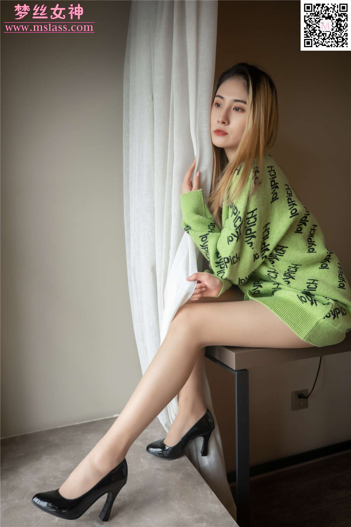 图片[2]-2019.11.27 小允儿 喜欢绿绿的衣服-日更街拍