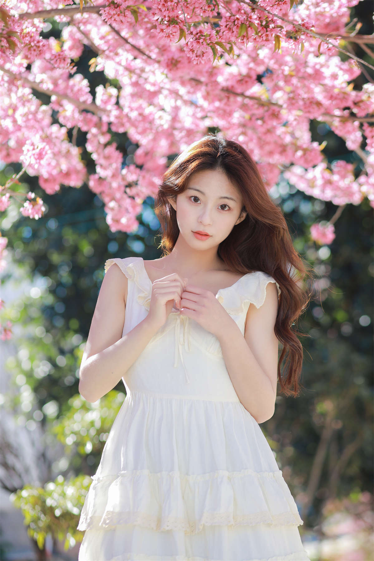 图片[2]-YITUYU艺图语 2025.04.02 樱花树下的少女 chickkii_-日更街拍