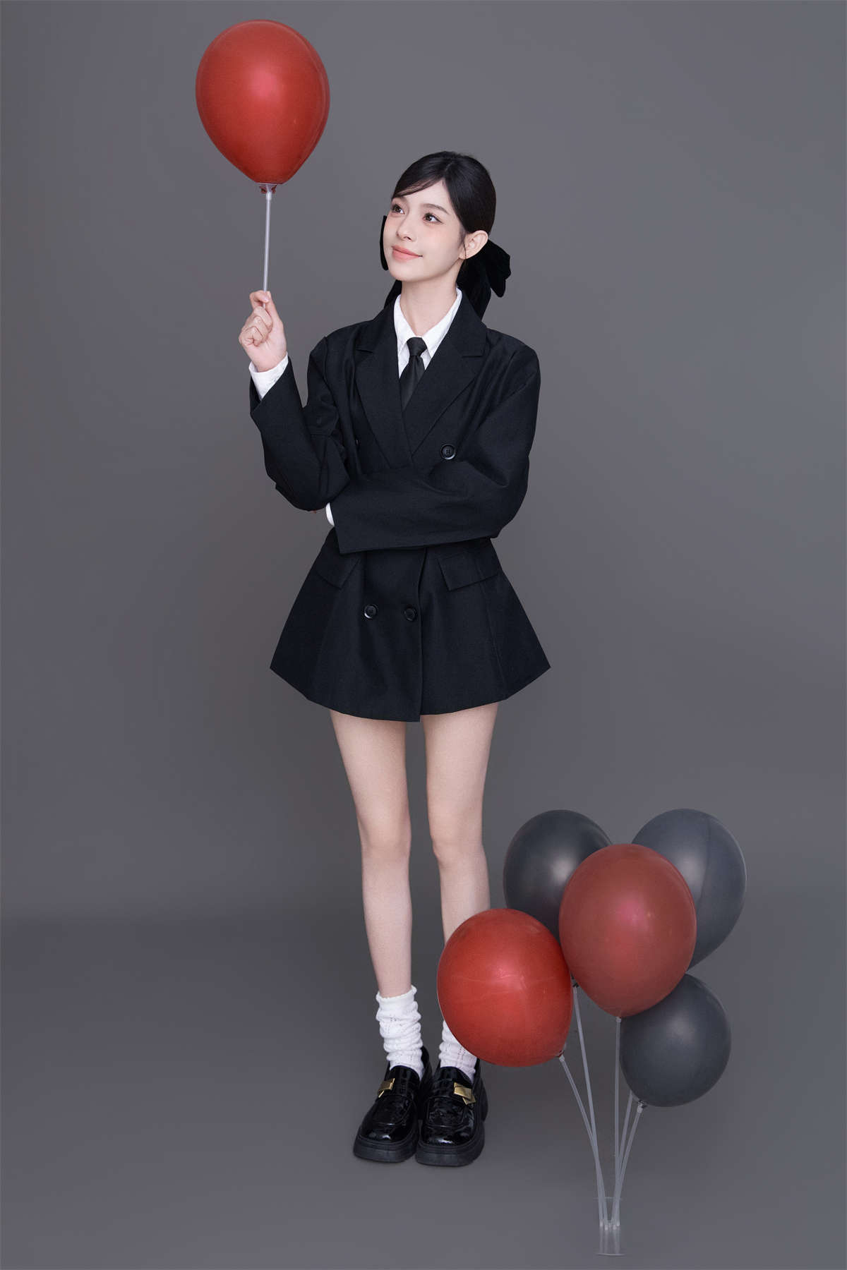 图片[2]-YITUYU艺图语 2025.04.03 闯入黑色迷雾 白了还想白-日更街拍