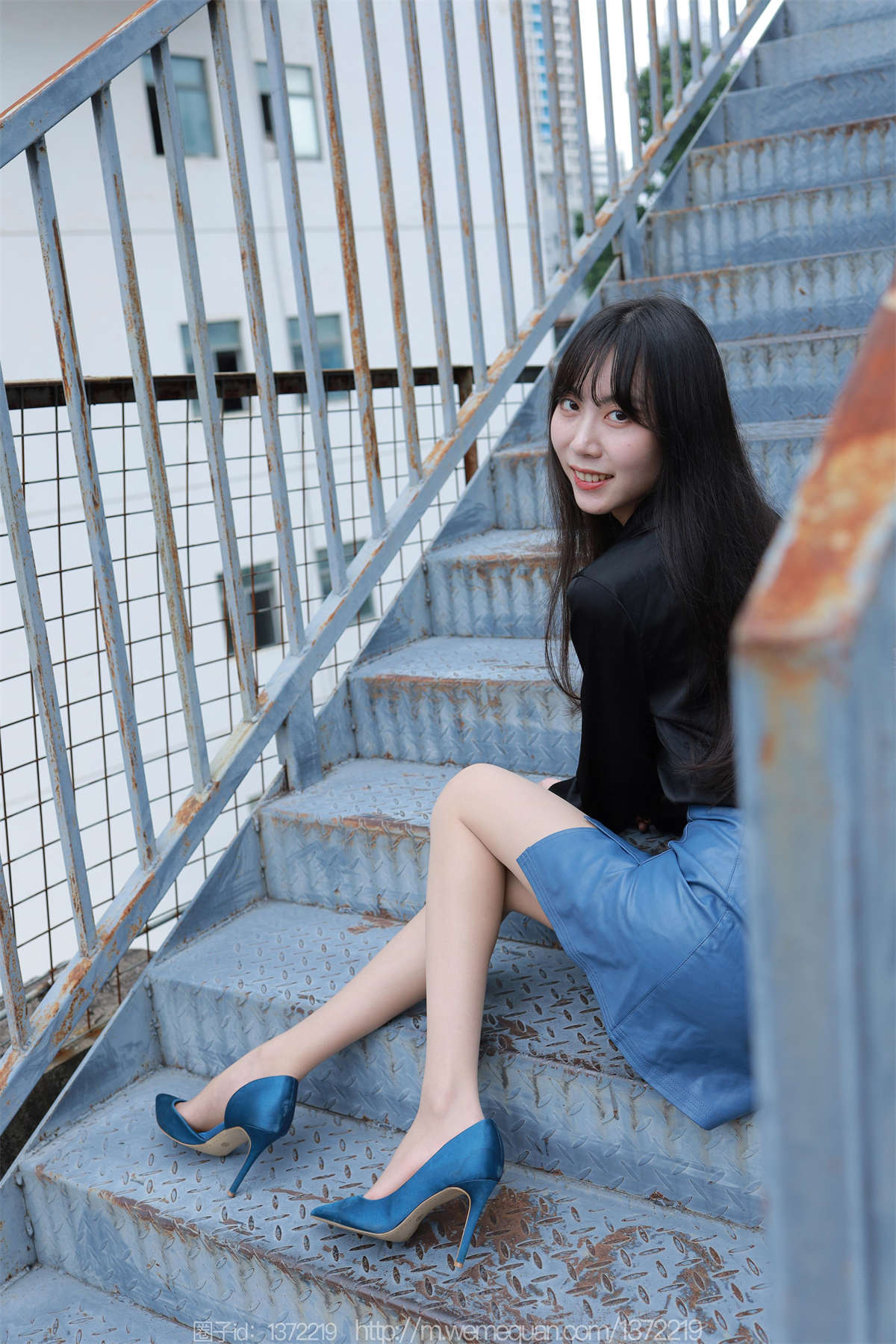 IESS异思趣向 2022.12.18 丝享家1302：团团 迷人的蓝色-日更街拍