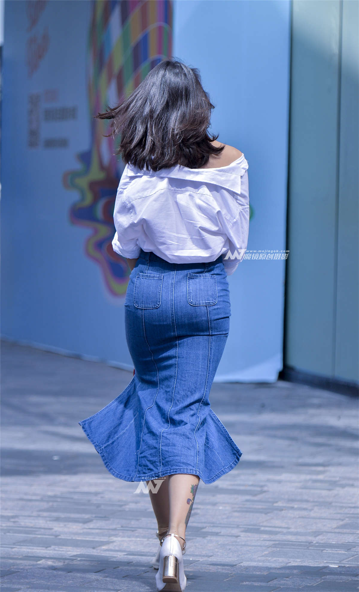 图片[2]-美女凹凸有致性感吸晴-日更街拍