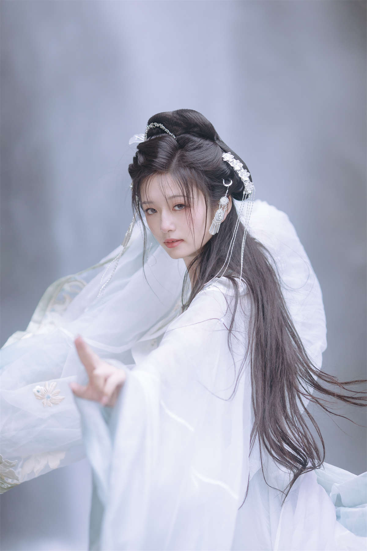 图片[2]-YITUYU艺图语 2025.04.03 法修大师姐 赤嫣在这里-日更街拍