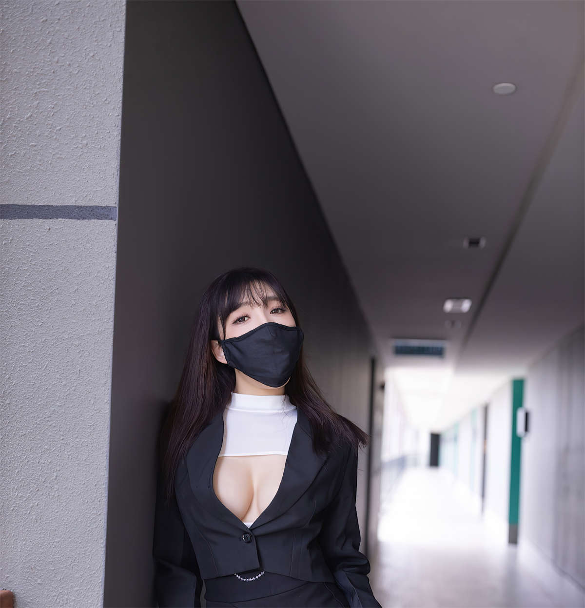 图片[2]-Xiuren秀人网 2024.05.30 NO.8627 陆萱萱-日更街拍